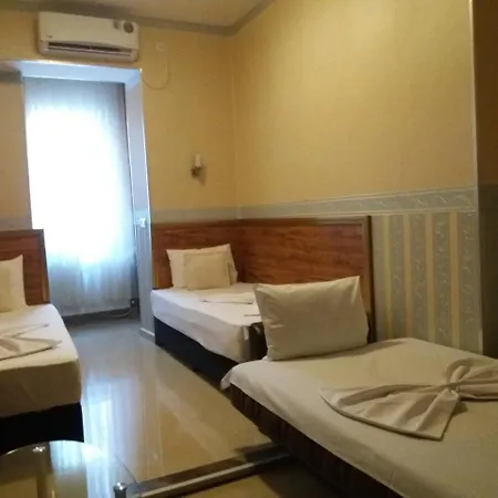 Mania Luxury 3* פלבן